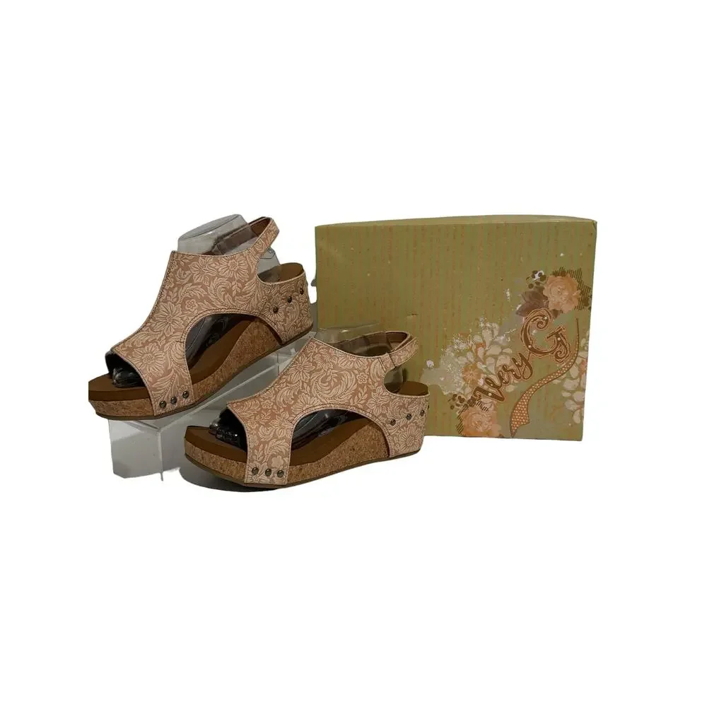 VERY G Isabella Tooled Wedge Sandal - Nude Size 11 Box Included